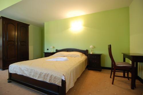 Grand Hotel Perla Ciucasului Tarlungeni Luaran gambar